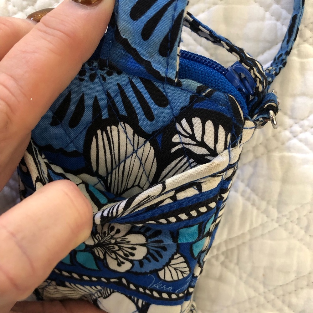 Vera Bradley Blue and White Floral Bifold Wallet/Phone Holder - Picture 7 of 14